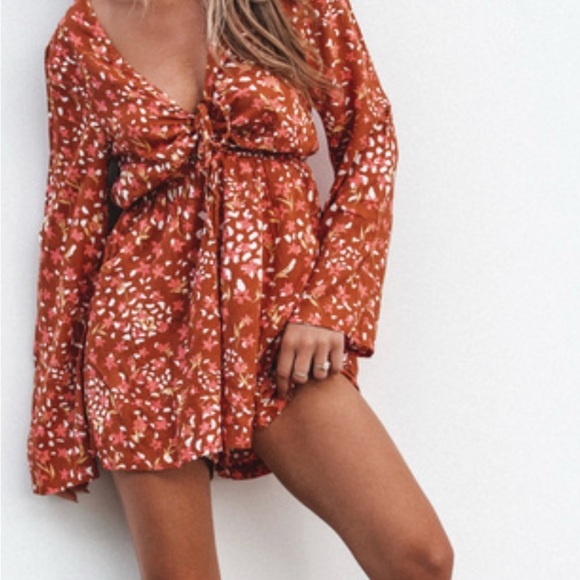 Roxy Spirit Awakes v-Neck Romper  Backed Clay Orange Floral Playsuit size S - Picture 2 of 13